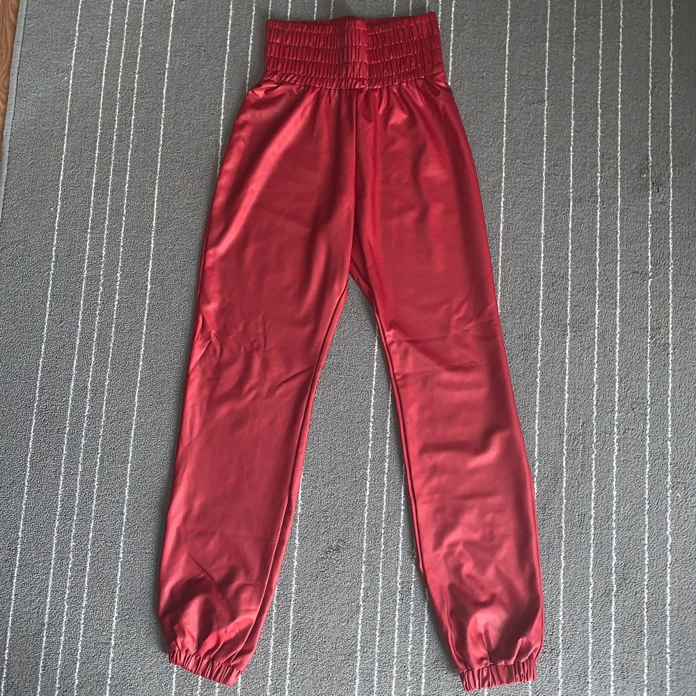 Never Worn | Red Scrunched Pants
